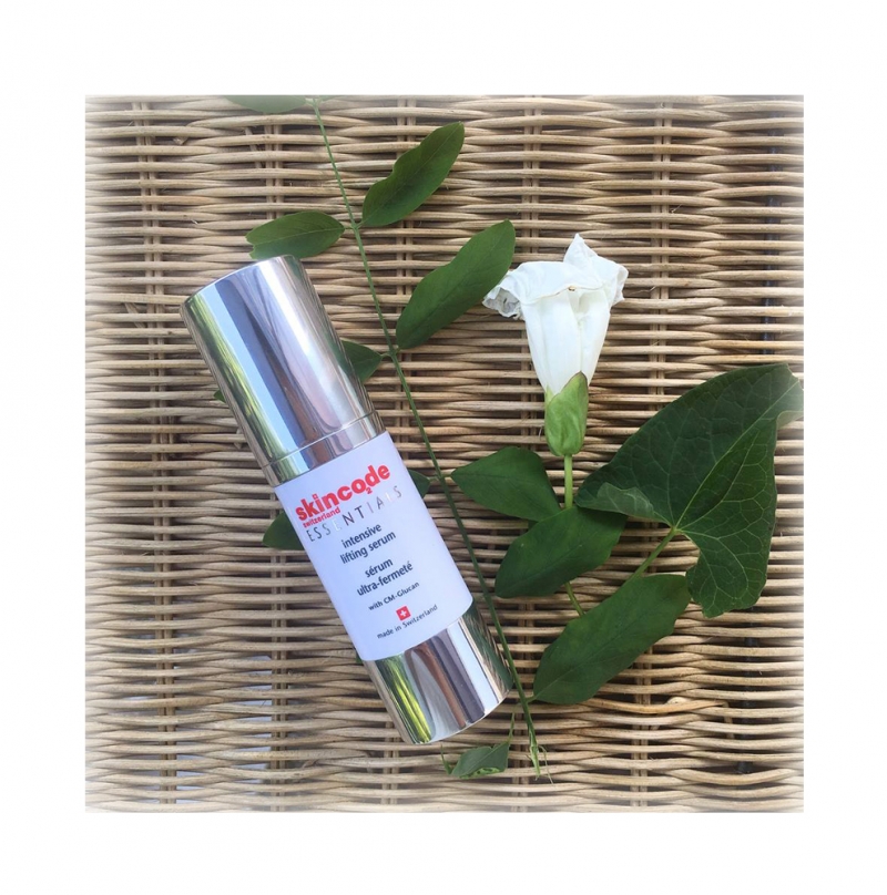 Huyết thanh nâng cơ chống chảy xệ và tái tạo da Skincode essential intensive lifting serum